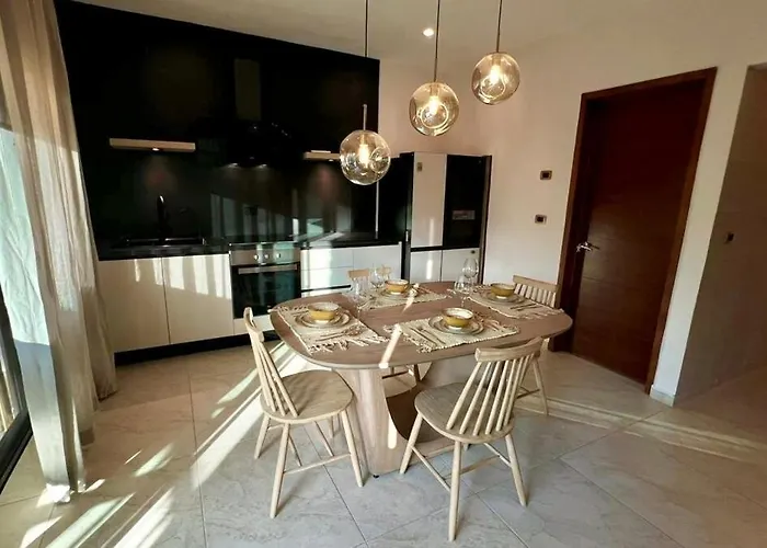 2br Prime Location Newly Refurbished Tulum
